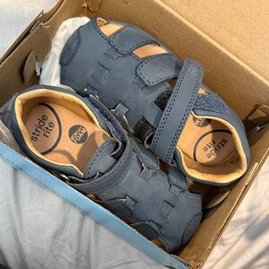 Stride Rite Gray Kids Sandals